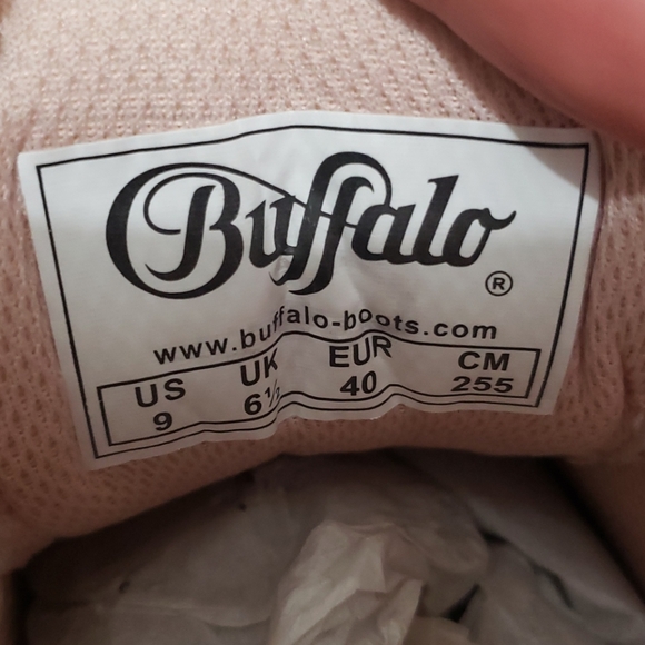 BUFFALO Corin low platform sneakers un pink - Picture 10 of 14